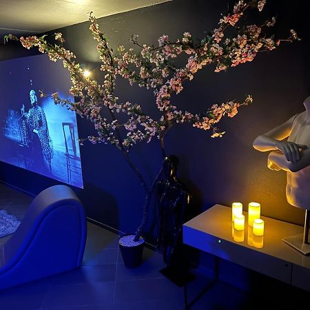 カウナスJacuzzi Cinema Loftアパートメント エクステリア 写真